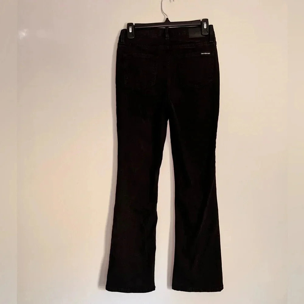 Calvin‎ Klein High Rise Demi Bootcut Size 2 - Picture 2 of 2